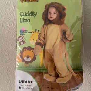 Boys cuddly lion costume